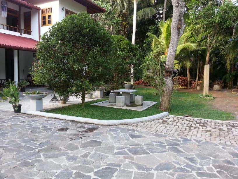 Отель Casa Blanca Ахангама Экстерьер фото
